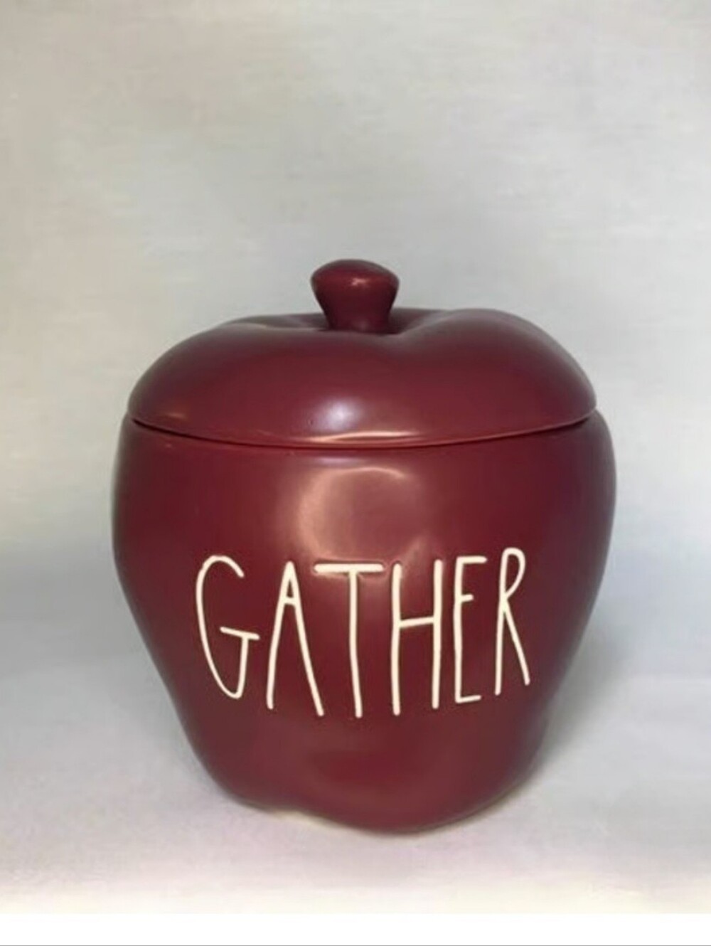 Rae Dunn Apple Candle